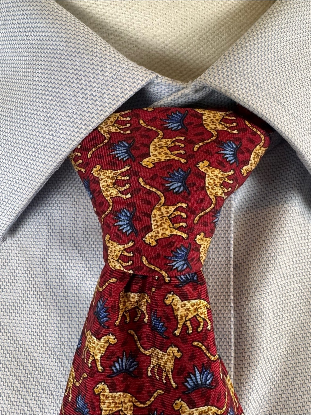 Brooks Brothers 346 Men’s Necktie Red Silk Tie with Blue and Gold Leopard Motif